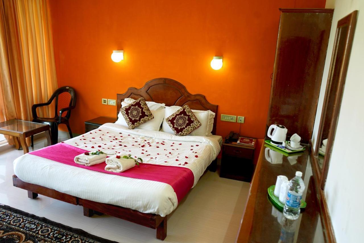 Ocean Bay Ayurvedic Beach Resort 코발람비치 외부 사진